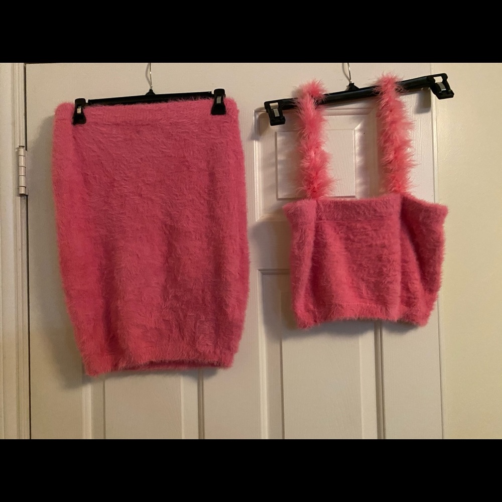Two piece set